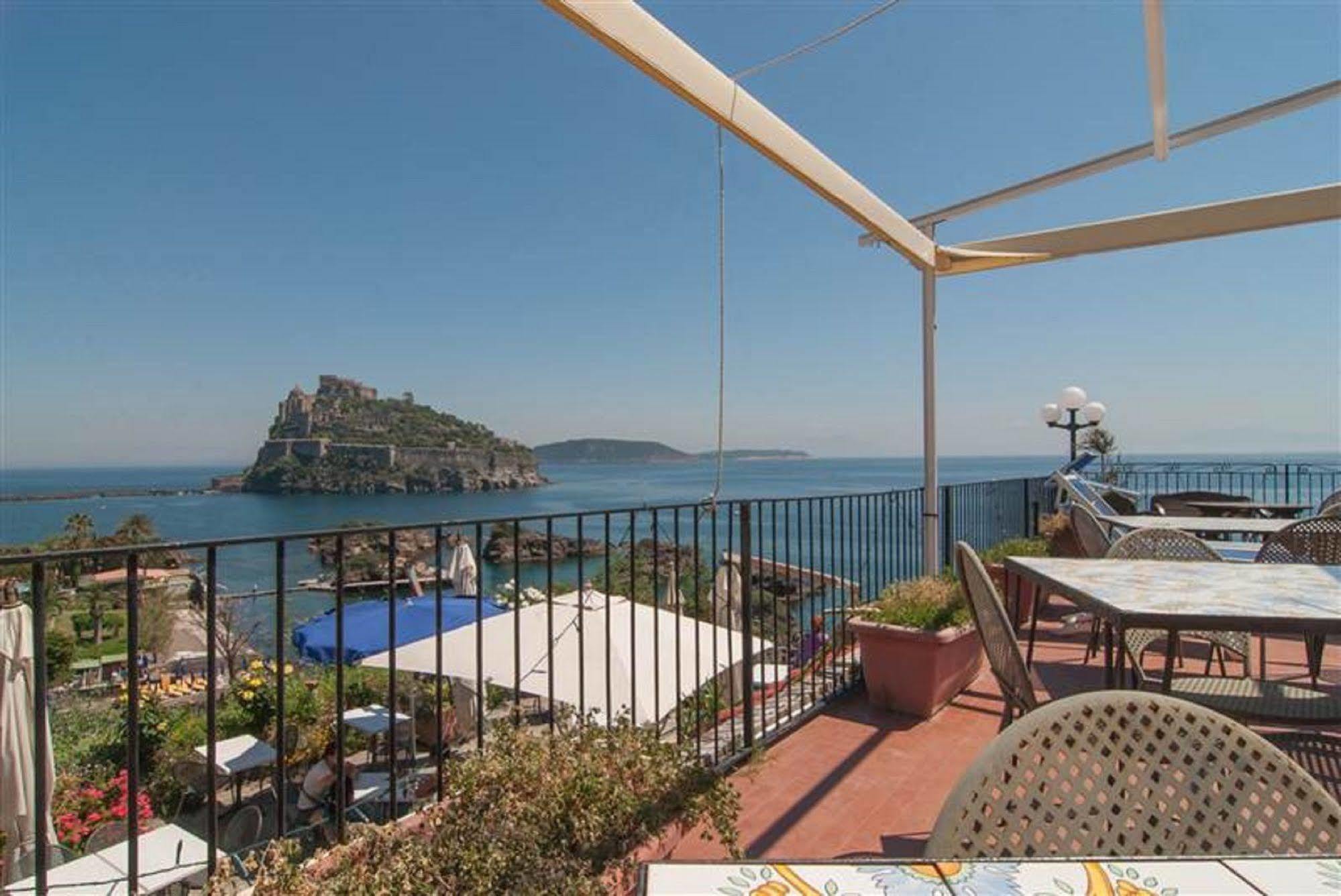 Hotel La Ninfea Ίσκια Εξωτερικό φωτογραφία